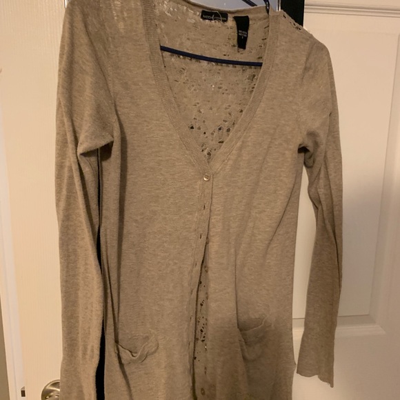 Thin banana republic cardigan - Picture 2 of 2